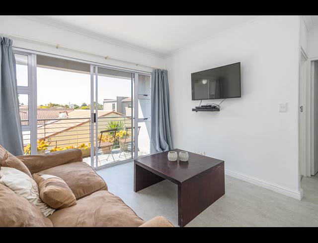 2 BEDROOM APARTMENT SOLD IN BLOUBERGRANT
